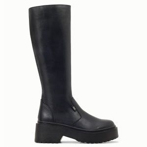 NIB ROC Troupe Boots size 39